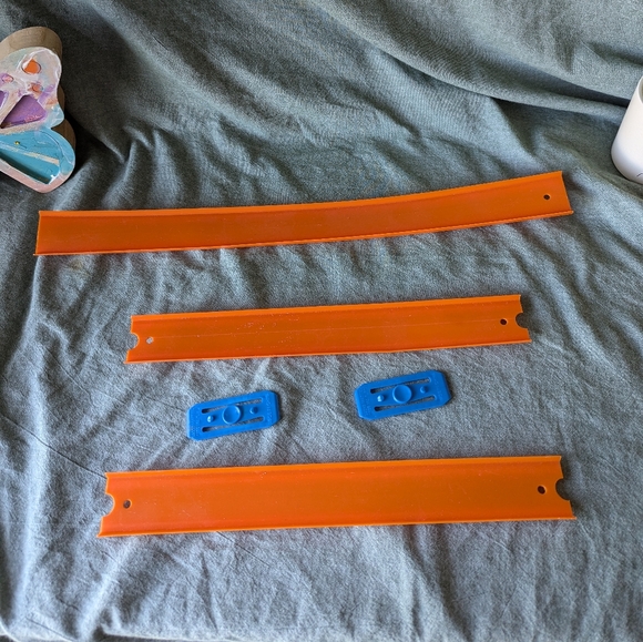 Hot Wheels Track Pieces 12" 17" Connectors Orange Blue Car Toys Kids Loose 5pc - Picture 1 of 9